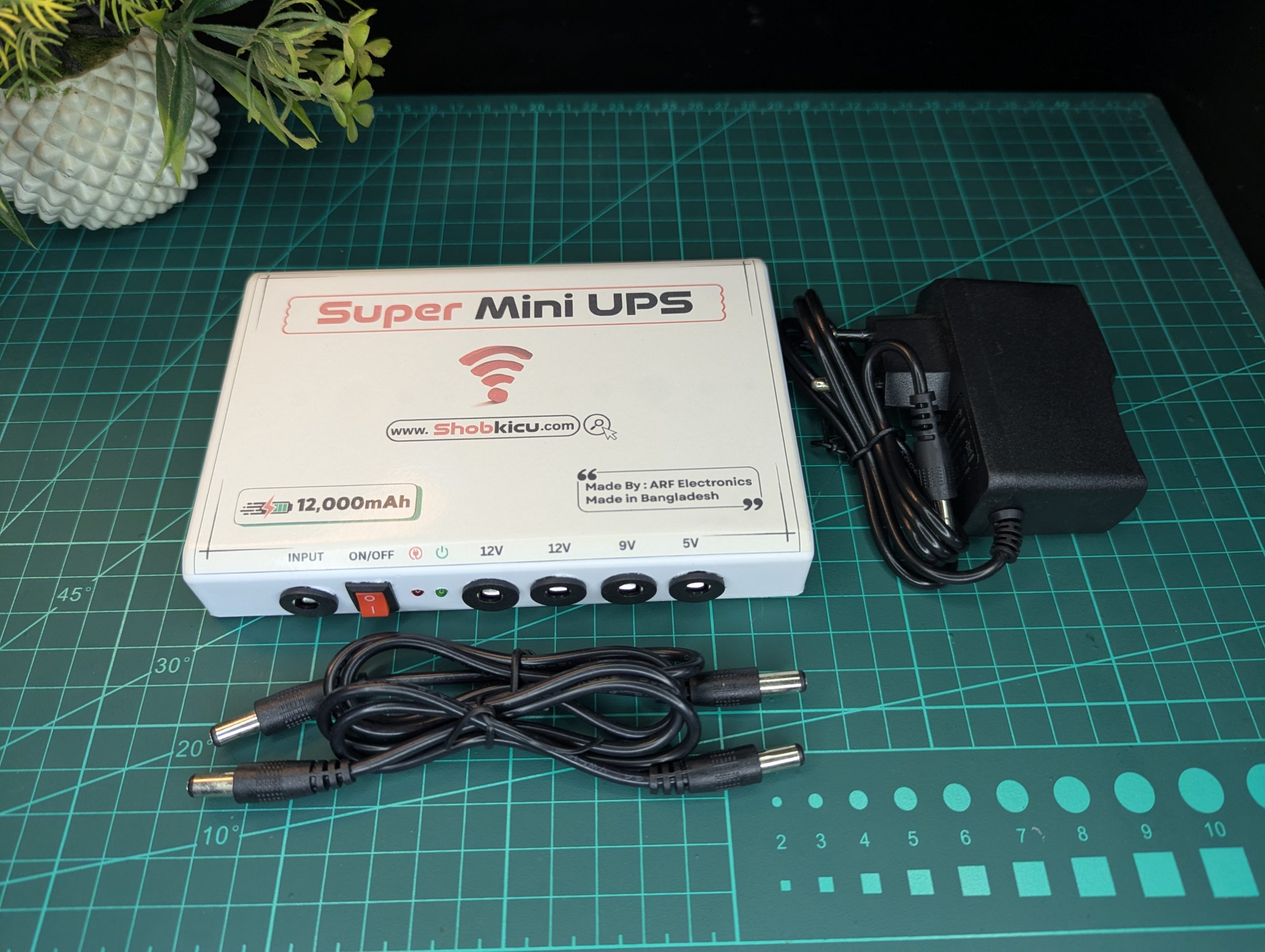 Super Mini UPS 12000mAh (12V/12V/9V/5V) + পাওয়ার অ্যাডাপ্টার - Image 2